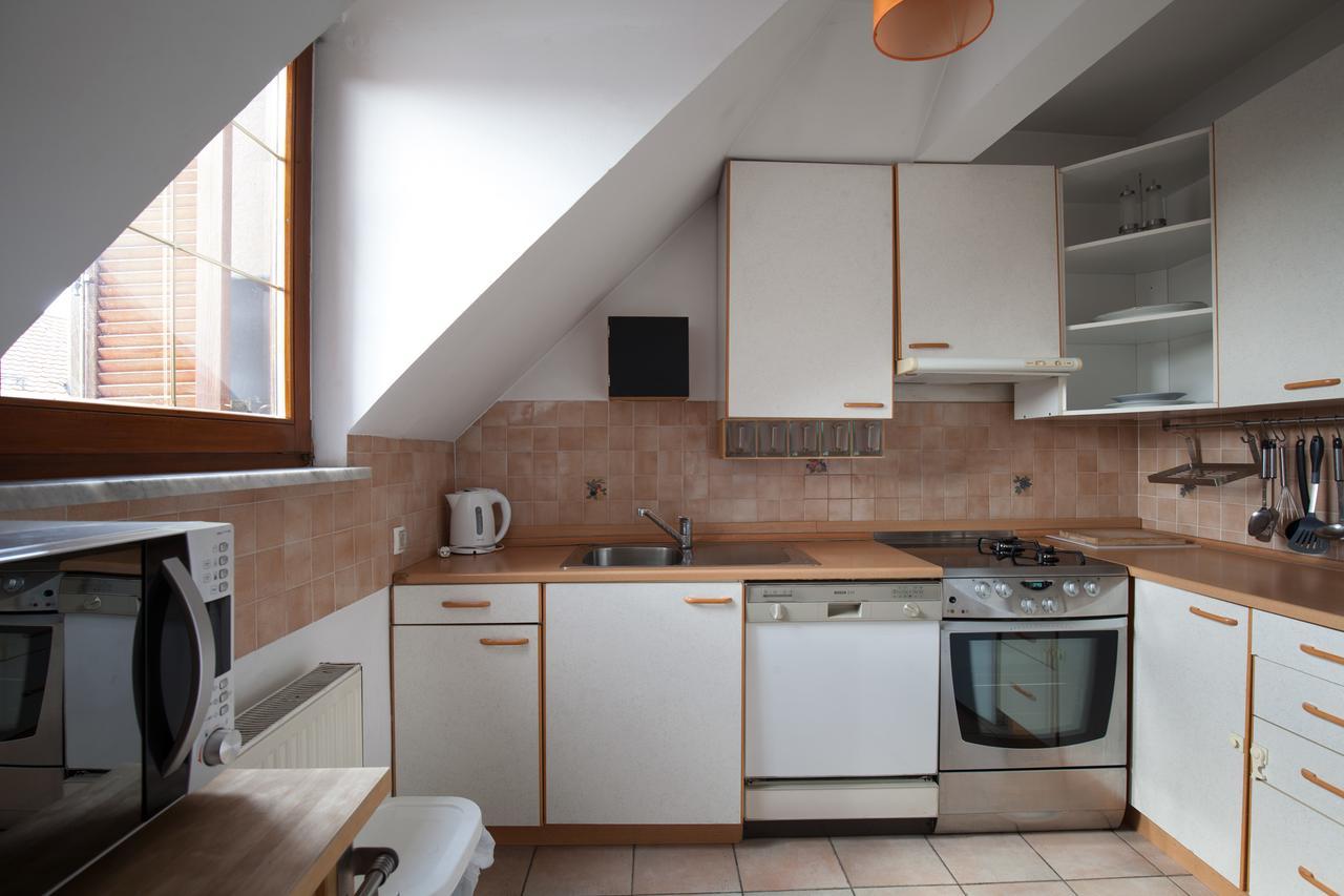 Spacious 2-Bedroom Apartment Zabjak With Ac Tour As Laibach Exterior foto